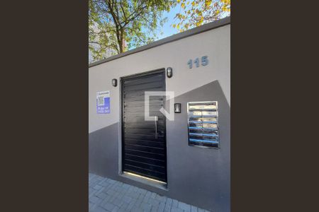 Casa de condomínio para alugar com 50m², 2 quartos e 1 vaga Casa de condomínio para alugar com 50m², 2 quartos e 1 vagaFachada