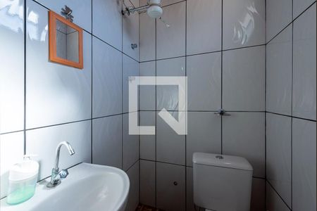Casa à venda com 360m², 3 quartos e 2 vagas Casa à venda com 360m², 3 quartos e 2 vagasBanheiro da Suíte