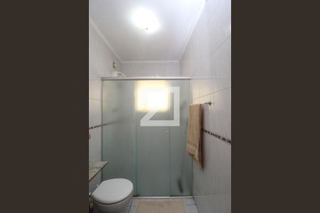 Casa à venda com 140m², 3 quartos e 2 vagasBanheiro