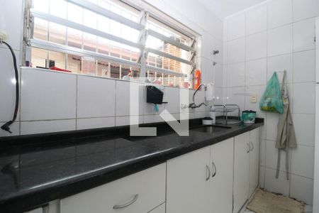 Casa à venda com 140m², 3 quartos e 2 vagasCozinha