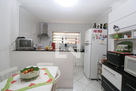 Casa à venda com 140m², 3 quartos e 2 vagasCozinha