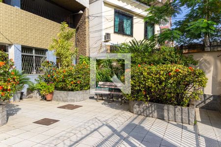 Apartamento à venda com 110m², 3 quartos e 1 vaga Apartamento à venda com 110m², 3 quartos e 1 vagaFachada