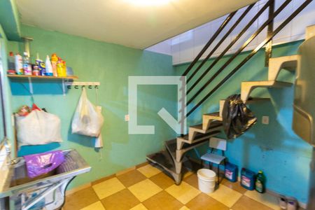 Casa à venda com 250m², 3 quartos e 2 vagas Casa à venda com 250m², 3 quartos e 2 vagasÁrea de serviço 2
