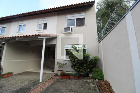 Casa de condomínio à venda com 109m², 3 quartos e 3 vagasFachada