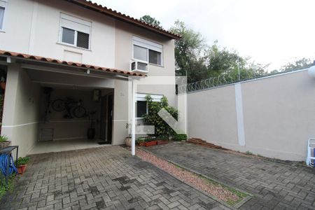 Casa de condomínio à venda com 109m², 3 quartos e 3 vagasFachada