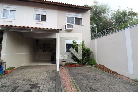 Casa de condomínio à venda com 109m², 3 quartos e 3 vagasFachada
