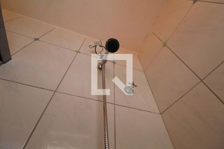 Casa de condomínio à venda com 109m², 3 quartos e 3 vagasChuveiro a Gás