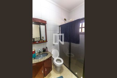 Casa à venda com 200m², 3 quartos e 3 vagas Casa à venda com 200m², 3 quartos e 3 vagasBanheiro suíte