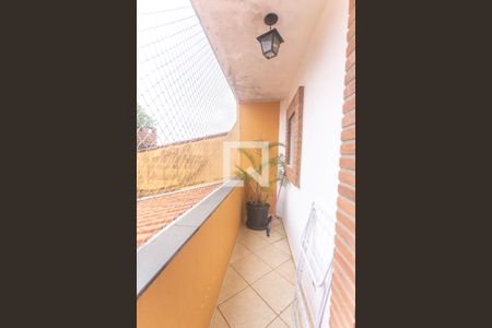 Casa à venda com 200m², 3 quartos e 3 vagas Casa à venda com 200m², 3 quartos e 3 vagasVaranda suíte