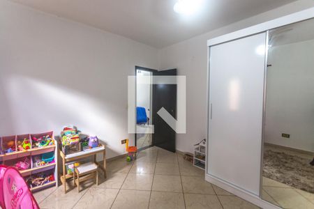 Casa à venda com 200m², 3 quartos e 3 vagas Casa à venda com 200m², 3 quartos e 3 vagasQuarto 2