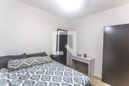 Casa à venda com 200m², 3 quartos e 3 vagas Casa à venda com 200m², 3 quartos e 3 vagasSuíte