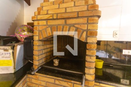 Casa à venda com 200m², 3 quartos e 3 vagas Casa à venda com 200m², 3 quartos e 3 vagasChurrasqueira