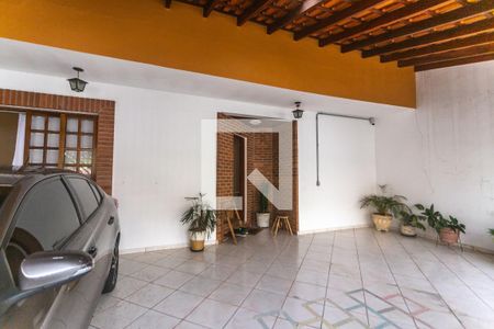 Casa à venda com 200m², 3 quartos e 3 vagas Casa à venda com 200m², 3 quartos e 3 vagasGaragem
