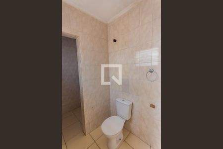 Casa à venda com 283m², 5 quartos e 2 vagas Casa à venda com 283m², 5 quartos e 2 vagasBanheiro 2