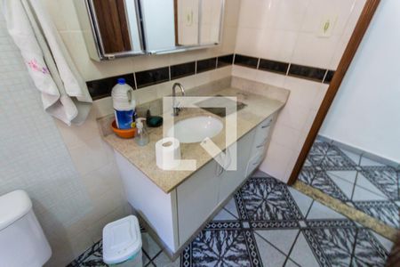 Casa à venda com 283m², 5 quartos e 2 vagas Casa à venda com 283m², 5 quartos e 2 vagasPia