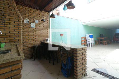Casa à venda com 211m², 3 quartos e 5 vagasChurrasqueira