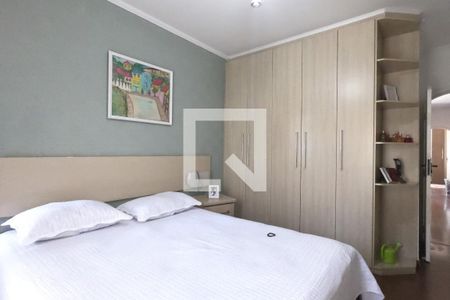 Casa à venda com 211m², 3 quartos e 5 vagasSuíte