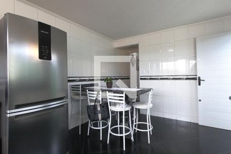 Casa à venda com 211m², 3 quartos e 5 vagasCozinha