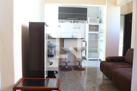 Sala de apartamento para alugar com 1 quarto, 40m² em Itararé, São Vicente