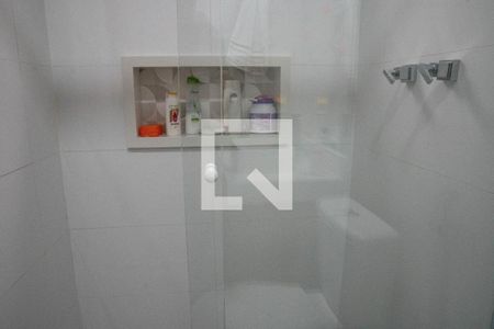 Casa à venda com 460m², 4 quartos e 2 vagasBanheiro da Suíte 2