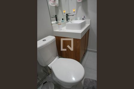 Casa à venda com 460m², 4 quartos e 2 vagasBanheiro da Suíte 2