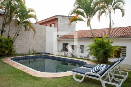 Casa à venda com 460m², 4 quartos e 2 vagasPiscina