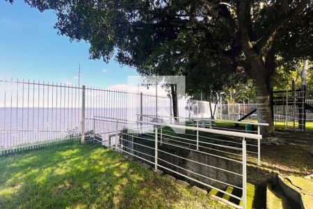 Casa de condomínio para alugar com 245m², 3 quartos e 2 vagasAcesso ao Guaiba