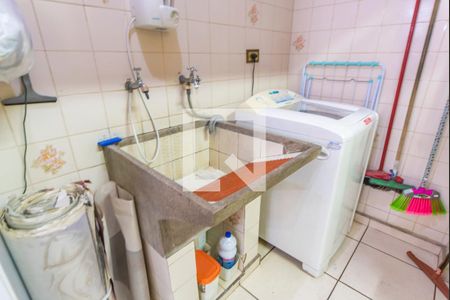 Casa à venda com 201m², 3 quartos e 2 vagasTaque Área de Serviço e Churrasqueira