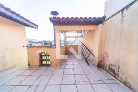 Casa à venda com 201m², 3 quartos e 2 vagasQuintal Fundos