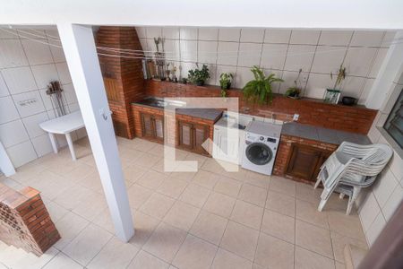 Casa à venda com 200m², 3 quartos e 2 vagas Casa à venda com 200m², 3 quartos e 2 vagasÁrea de Serviço