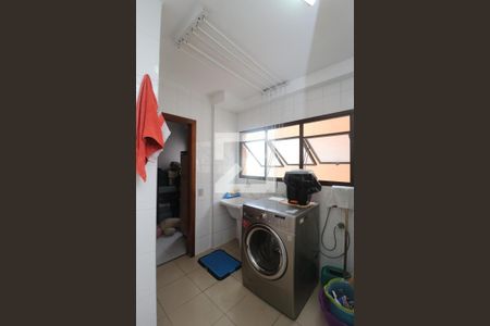 Apartamento para alugar com 144m², 3 quartos e 3 vagasÁrea de Serviço