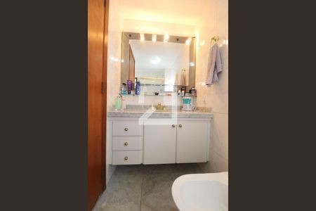 Apartamento para alugar com 144m², 3 quartos e 3 vagasBanheiro da Suíte 1