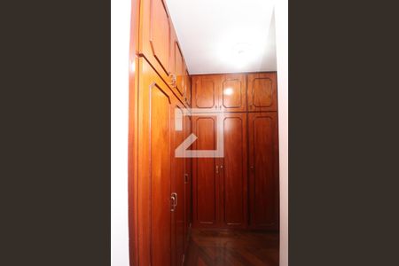Apartamento para alugar com 144m², 3 quartos e 3 vagasSuíte 2 - Armários