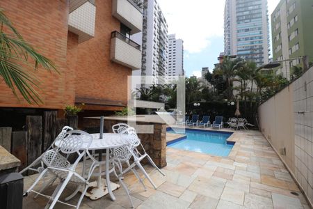 Apartamento para alugar com 144m², 3 quartos e 3 vagasÁrea comum - Piscina