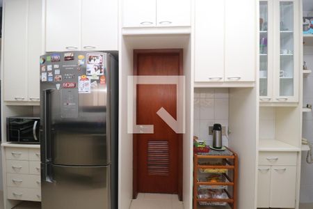 Apartamento para alugar com 144m², 3 quartos e 3 vagasCozinha - Armários