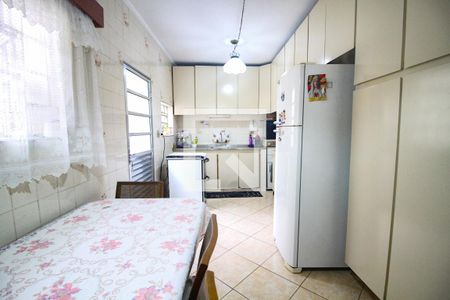 Casa à venda com 125m², 2 quartos e 2 vagascozinha