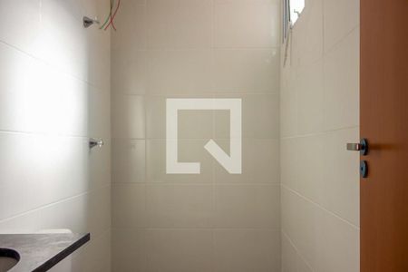 Apartamento para alugar com 51m², 2 quartos e 1 vaga Apartamento para alugar com 51m², 2 quartos e 1 vagaBanheiro da Suíte 1