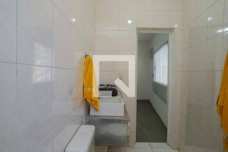 Casa à venda com 100m², 2 quartos e sem vagaBanheiro da Quarto 2