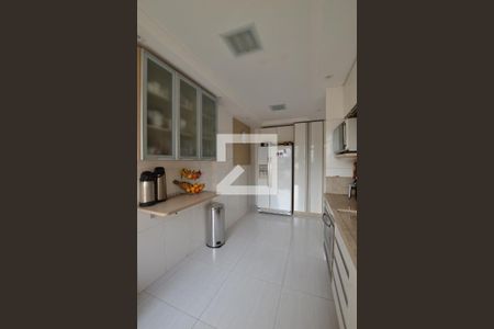 Casa à venda com 250m², 4 quartos e 2 vagasCozinha