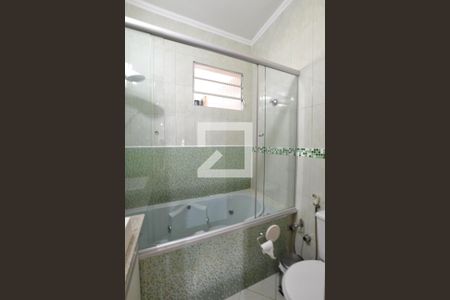 Casa à venda com 250m², 4 quartos e 2 vagasBanheiro da Suíte