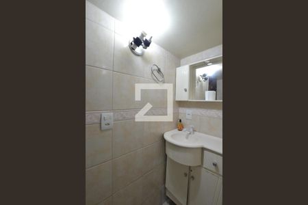 Casa à venda com 250m², 4 quartos e 2 vagasBanheiro do Quarto/Reversível