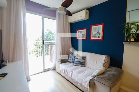 Sala de apartamento para alugar com 2 quartos, 50m² em Anil, Rio de Janeiro