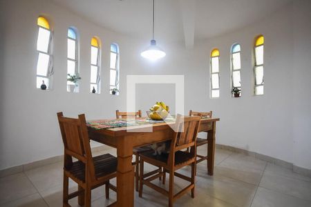 Casa para alugar com 380m², 5 quartos e 3 vagasCopa