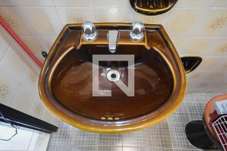 Casa para alugar com 380m², 5 quartos e 3 vagasPia do banheiro 3