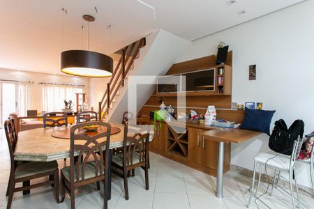 Sala 1 de casa à venda com 3 quartos, 200m² em Vila Bertioga, São Paulo