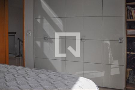 Apartamento à venda com 250m², 4 quartos e 2 vagas Apartamento à venda com 250m², 4 quartos e 2 vagasSuíte 2