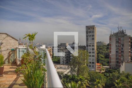 Apartamento à venda com 250m², 4 quartos e 2 vagas Apartamento à venda com 250m², 4 quartos e 2 vagasVista do Terraço
