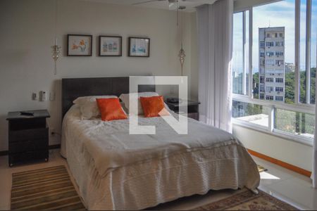 Apartamento à venda com 250m², 4 quartos e 2 vagas Apartamento à venda com 250m², 4 quartos e 2 vagasSuíte 3