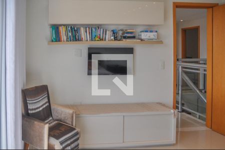 Apartamento à venda com 250m², 4 quartos e 2 vagas Apartamento à venda com 250m², 4 quartos e 2 vagasSuíte 3