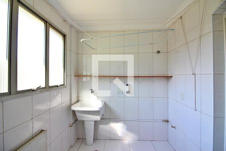 Apartamento para alugar com 70m², 2 quartos e 1 vagaÁrea de Serviço